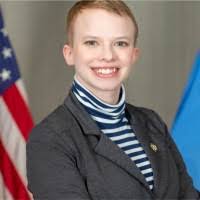 Shannon Hoyle's Instagram, Twitter & Facebook