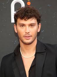 Lyle & Erik Menendez's Connection To O.J. Simpson Explained