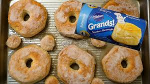Dessert recopes with biscuit dough. How To Make Doughnuts With Pillsbury Biscuits Youtube