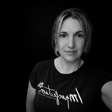 Cristina Pernas, mi mundo literario (@CristinaPernasMimundoliterario) •  Facebook