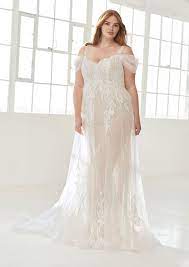 Viele frauen bevorzugen kleider, die den bauch kaschieren. Kurvige Hochzeitsmode In Grosser Vielfalt Brautkleider Hochzeitsmode Hochzeitstrends Farben