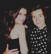 Portoghese, un fisico da capogiro, lunghi capelli castani e occhi chiari, sara sampaio ha 23 anni e di professione fa la top model. Indie Manips Sara Sampaio Harry Styles