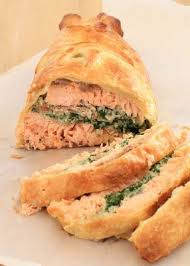 Saumon Wellington En Croute De Pate Feuilletee Saumon En Pate Feuilletee Saumon Wellington Poisson En Croute