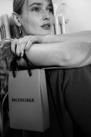 SICKY — The Apartment