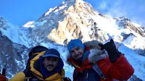El cuerpo de juan pablo mohr, el montañista chileno desaparecido el 5 de febrero pasado en la montaña k2, en pakistán, y declarado muerto 13 días más tarde por el gobierno de ese país, fue encontrado este lunes en uno de los puntos clave de la ruta. El Homenaje De Juan Pablo Mohr A Sergi Mingote Y La Vertiente Solidaria De La Expedicion Al K2
