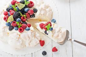 Ecco una raccolta di 24 ricette di torte estive perfette per affrontare al meglio la calda stagione! Torte Estive 10 Ricette Fresche Facili E Veloci Pourfemme