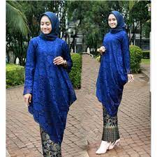 Ada berbagai macam 32 desain baju kaos perpisahan sekolah. Kebaya Wisuda Baju Pensi Perpisahan Sekolah Seragam Pagar Ayu Remaja Baju Resepsi Tunangan Kartini Shopee Indonesia