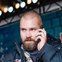 200+ perfis com “Dan Egger”