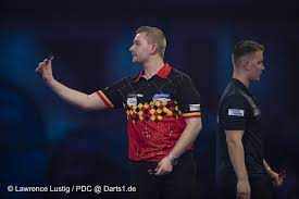 Dimitri van den bergh v jermaine wattimena. Darts Wm 2020 Spielberichte Abend 9