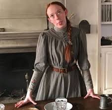 According to social blade data, amybeth had just 922 thousand followers a year ago. Amybeth Mcnulty Bio Age Boyfriend Nationality Hair Facts Movies Anne Wikiodin Com