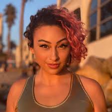 Does anybody know of any bars, clubs, or event venues that could use a dj?  I'm having a bit of a hard time finding gigs in Las Vegas. I just moved here