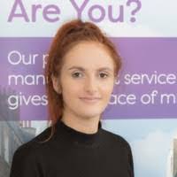 Amber Colston's Instagram, Twitter & Facebook