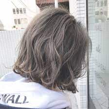 切りっぱなしボブはパーマでおしゃれにアップデートして hair ボブパーマ ボブ 巻き髪 パーマ