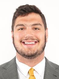 Drew Dickey's Instagram, Twitter & Facebook