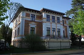 Attraktive wohnhäuser zur miete für jedes budget, auch von privat! Datei Bad Schmiedeberg Villa Bismarck Jpg Wikipedia