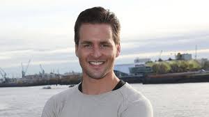 Maybe you would like to learn more about one of these? Alexander Klaws Rechnet Mit Musical Branche Ab Stern De
