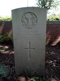 Bois rouge by tom ford is a oriental woody fragrance for women and men. Brewery Orchard Cemetery Nord France Ww1 Cemeteries Com A Photographic Guide To Over 4000 Military Cemeteries And Memorials