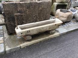 Wassertrog Naturstein Antik In 2020 Natursteine Wassertrog Steine