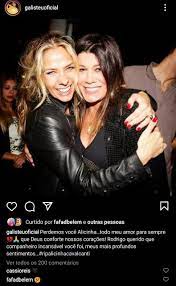 Minha amiga mais linda, mais generosa, amiga que não se. Ulnh2oyhir8 Cm