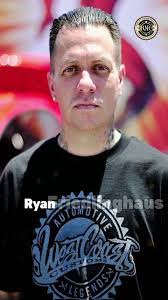 Clint Dunn's Instagram, Twitter & Facebook