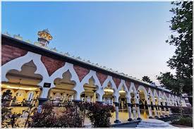 It was officially opened in 1909 by the sultan of selangor. Supermeng Malaya Masjid Jamek Sultan Abdul Samad Kl