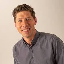 Eric Butterwick's Instagram, Twitter & Facebook