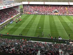 Royal antwerp were formed as antwerp athletic club in 1880 by english students living in the city. Royal Antwerp Fc On Twitter Antwerpen Is Rood Wit Loverafc