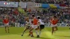 Nederland werd in de halve finale op strafschoppen uitgeschakeld door een team dat zich niet voor het toernooi had weten te plaatsen. Germany 1 3 Netherlands Euro 1992 Youtube