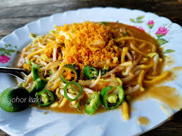 Mi rebus atau mee rebus (ejaan malaysia dan singapura ), adalah hidangan mi popular di indonesia. Resepi Mee Rebus Stulang Laut Bahanresepi Hestiro Com