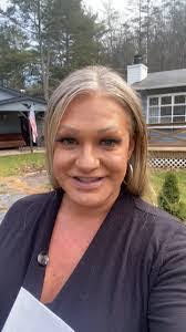 Amanda Gull's Instagram, Twitter & Facebook