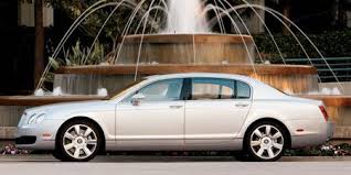 With a dynamic roofline and moreover with the sporting look the flying spur always access an appropriate level of sophistication. Tested 2006 Bentley Continental Flying Spur