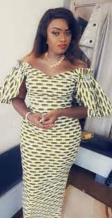 Le pagne africain cool idée comment s'habiller aujourd'hui beau ensemble tailleur en pagne ce sont les hommes modèles de robes c'est parce que j'espère vous donner envie de vous lancer si ce n'est pas déjà fait de créer votre. Pin By Elidje Florence On Wax Outfits African Fashion Dresses African Print Fashion Dresses Long African Dresses