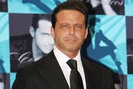 Luis miguel gallego basteri, professionally known as luis miguel, is a mexican singer and record producer. Luis Miguel Net Worth 2021 Age Height Weight Girlfriend Dating Bio Wiki Wealthy Persons