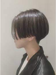 バレイヤージュショート l062929880 アンサム 三軒茶屋 unsome のヘアカタログ ホットペッパービューティー 黒髪ボブのヘアスタイル ヘアスタイル 髪型