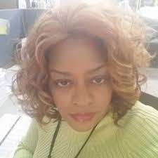 Deborah Beasley's Instagram, Twitter & Facebook