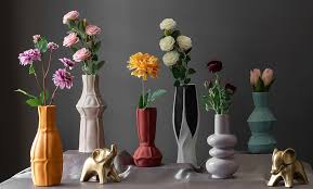 Art of Flower Vases in Home Decor