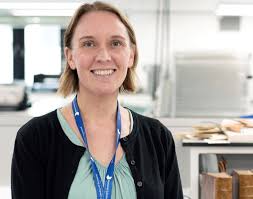 Julie Bon — Archives & Records Association