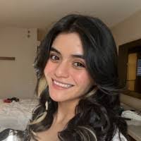 Vivian Varela's Instagram, Twitter & Facebook