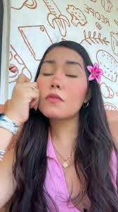 Amy Pineda's Instagram, Twitter & Facebook