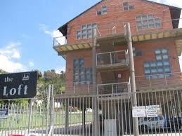 For Sale Studio Apartment In Brickmakers Kloof Port Elizabeth Gumtree South Africa 139590900 Studio Apartment Apartments For Sale Port Elizabeth