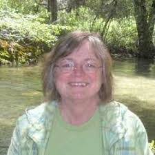 Wanda Bloomquist's Instagram, Facebook & TikTok