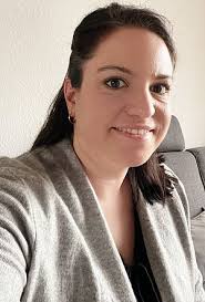 Melanie Nielson's Instagram, Twitter & Facebook