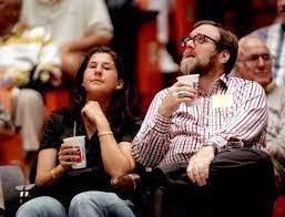 Monica seles of the usa follows through on her swing against kim clijsters of belgium during their quarter final match 27 march 2002 at the tennis. Paul Allen Monica Seles Fotos Imago