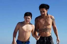Noah Perez 2021 Wiki Chris Perez S Son Bio Age Family Net Worth