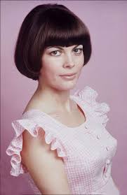 She sings in 11 languages and has recorded about 1200 songs. Pin On Autumn Training With Stilouette