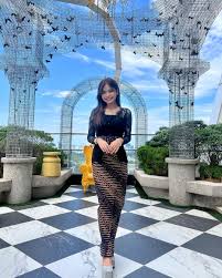 Francia Raisa Nude unveils her personal side a a mesmerizing portrait