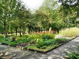 Er wurde zurückgebaut und in eine aufwendig gepflegte grünfläche umgewandelt. Duisburg Myregioguideblog