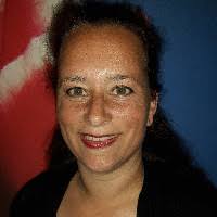 7 "Esther Inocêncio" profiles