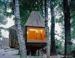 If you have the privilege of owning a parcel of land in the mountains, but without any structures, you should consider upgrading to a base camp. 5 Small Modern Cabin Design Ideas To Inspire Your Next Off The Grid Decor Report