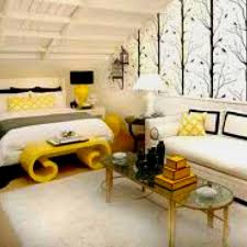 Black And Yellow Bedroom Designs Love This Homey White Room With Yellow Accents White Bedroom Decor Black White Bedrooms Master Bedrooms Decor
